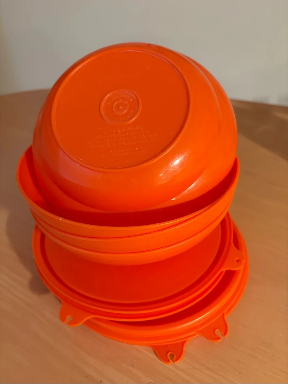 Tupperware Orange Nesting Prep & Serving Bowls